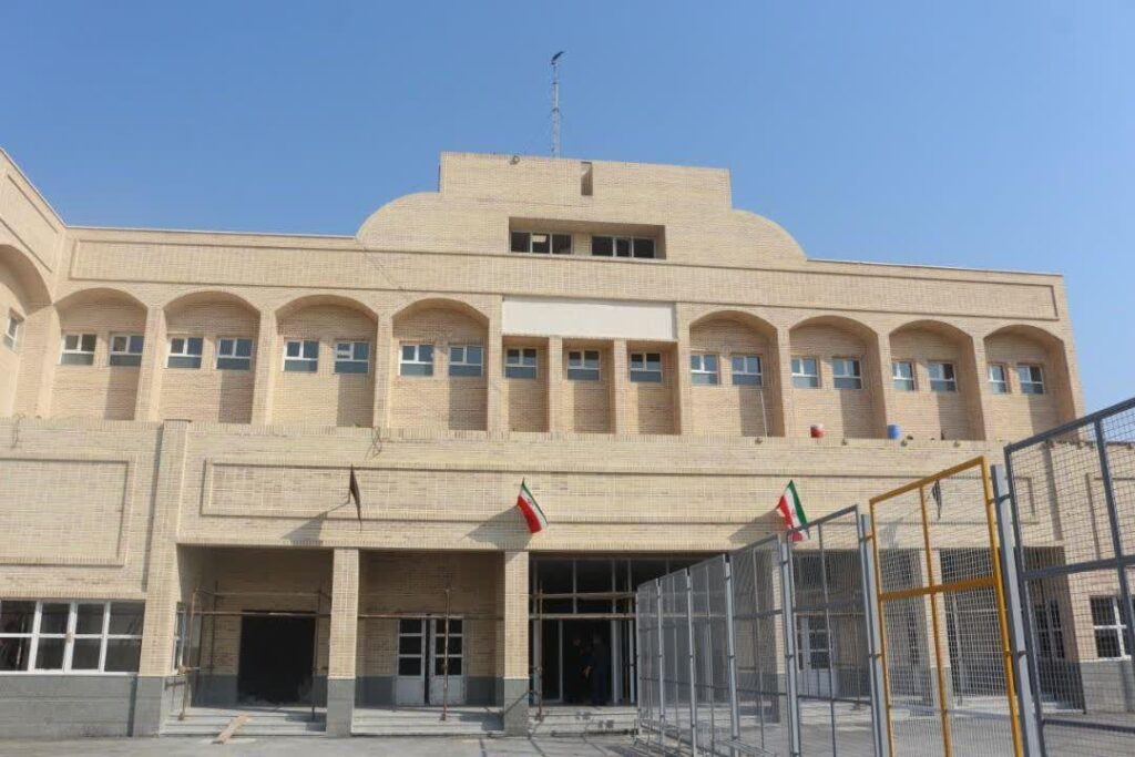 مدرسه آئین اهواز
