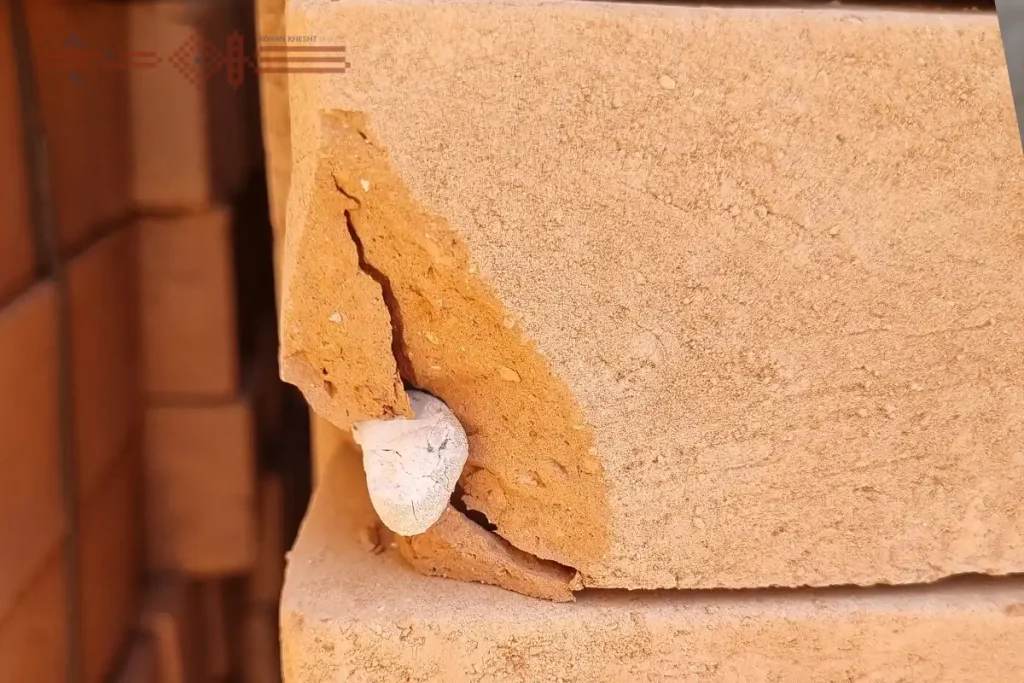 آلوئک آجر